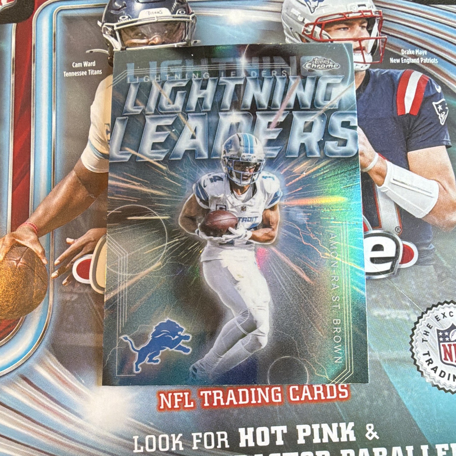 2025 Topps Chrome Lightning Leaders Insert LL-15 Amon-Ra St. Brown Lions