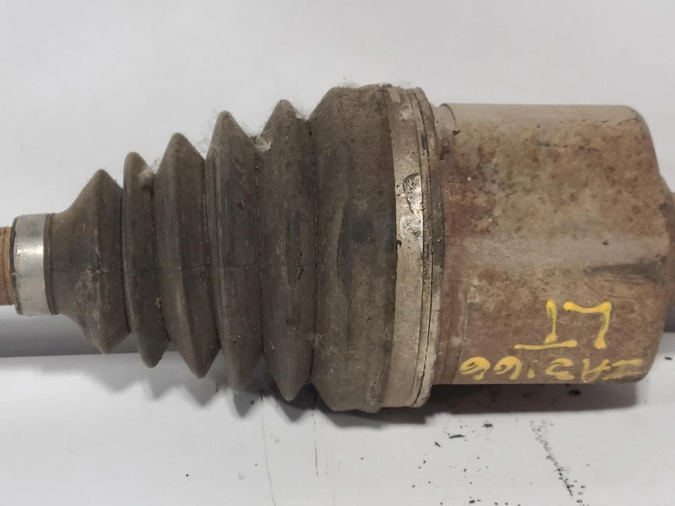 Eje de transmisión delantero usado se adapta a: Oldsmobile Aurora 1996 eje delantero de VIN 101 Foto 2 de 4