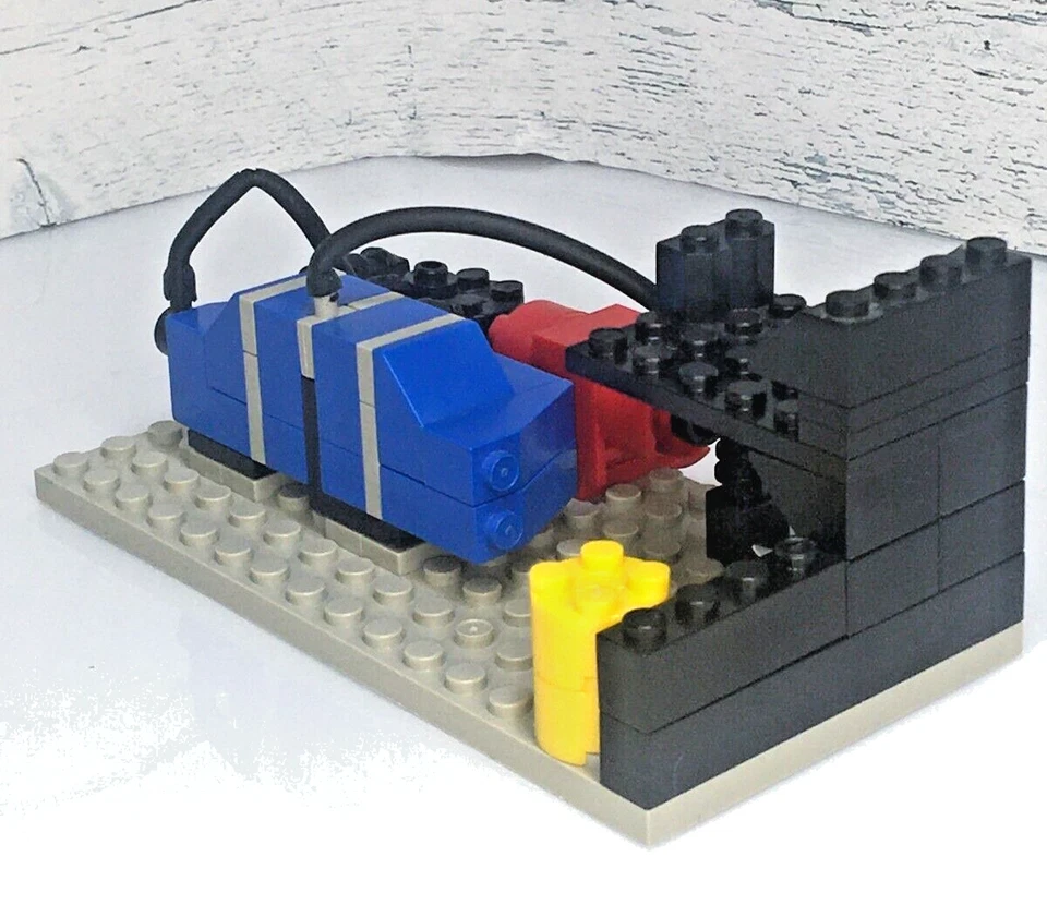 Vintage Mega Bloks Pro Builder Sea Wolf submarine #9775: Propulsion Control - Image 3 of 4