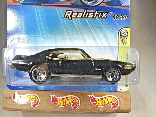 2005 Hot Wheels #18 First Editions Realistix '69 PONTIAC GTO Black Variant w5Sp - Picture 2 of 5