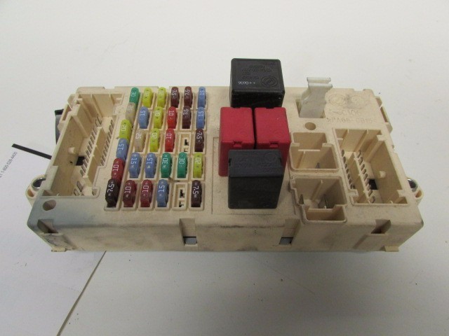 Maserati Quattroporte, LH, Left Dash Fuse Box, Used, P/N 190831