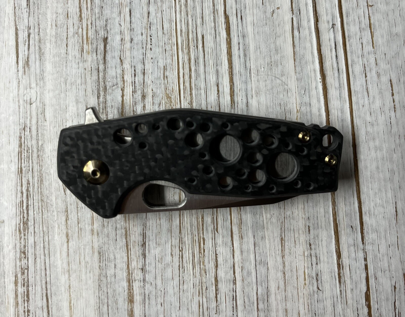 FOX KNIVES Suru Frame Lock Black Carbon Fiber M390 Stainless Pocket