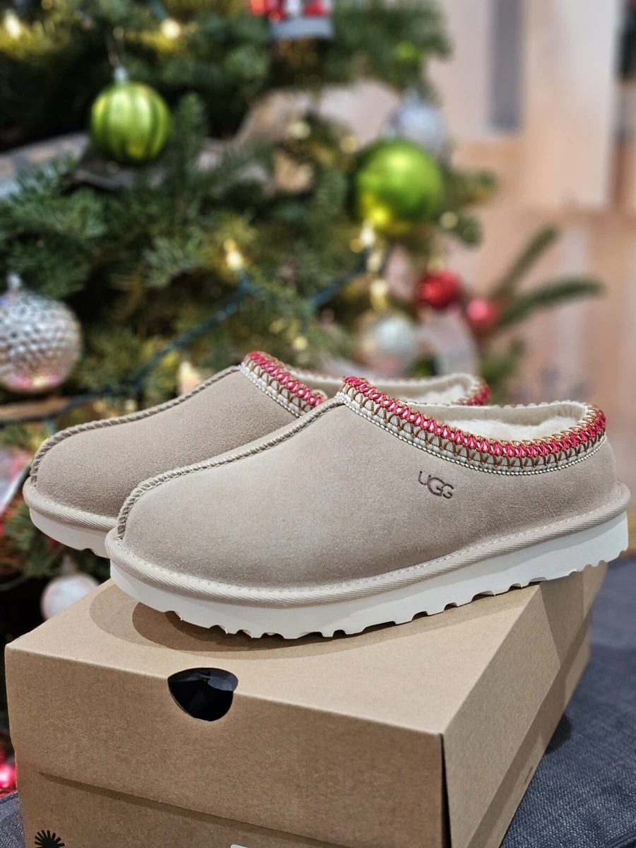 Ugg slippers sale size clearance 5