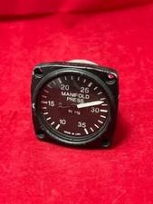 MANIFOLD PRESS. MILITARY JET AIRCRAFT COCKPIT INSTRUMENT