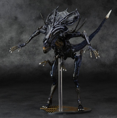 Alien vs. Predator Xenomorph Queen Action Figures Model Collect Toys Gift