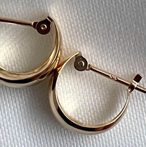 K18YG 18K Yellow Gold Hoop Earrings 5x10mm Tsuki-Kou Made in Japan - Picture 2 of 5