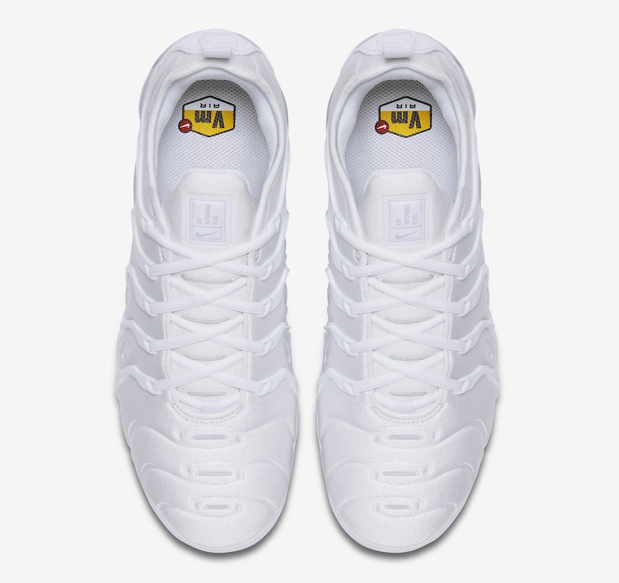 Nike Air Vapormax Triple White Pure Platinum Mens Sz 11 Sneakers Missing Insoles Nike Air Vapormax Plus Shoes Mens 11 Pure Platinum White  main image 3
