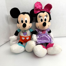 Disney Just Play Valentine's Day Mickey and Minnie Mouse 9" Plush Stuffed Toy