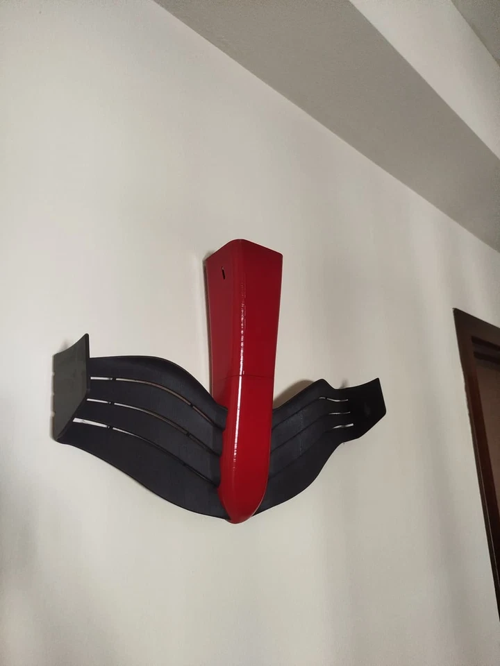 Replica Ala Anteriore F1 1:4 – Artigianale – Rosso Ferrari – Modellismo decor - Immagine 2 di 3