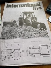 INTERNATIONAL HARVESTER 674 TRACTOR 1976 BROCHURE AGRICULTURE FARMING SPEC DATA