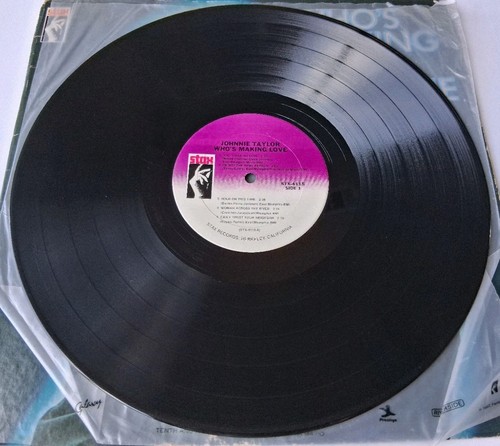Johnnie Taylor - Who's Making Love Vinyl LP - Reissue - 1986 Stax - Imagen 11 de 15
