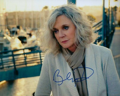 GFA Meet The Fockers * BLYTHE DANNER * Signiertes Autogramm 8x10 Foto B3 COA
