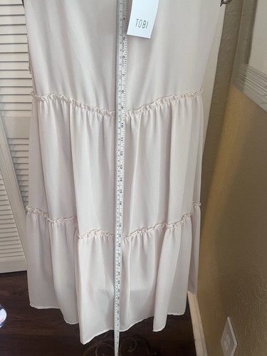 Tobi Size Large Cream Sleeveless Shift Dress With 3 Tiers. Loose Fit - Picture 3 of 9
