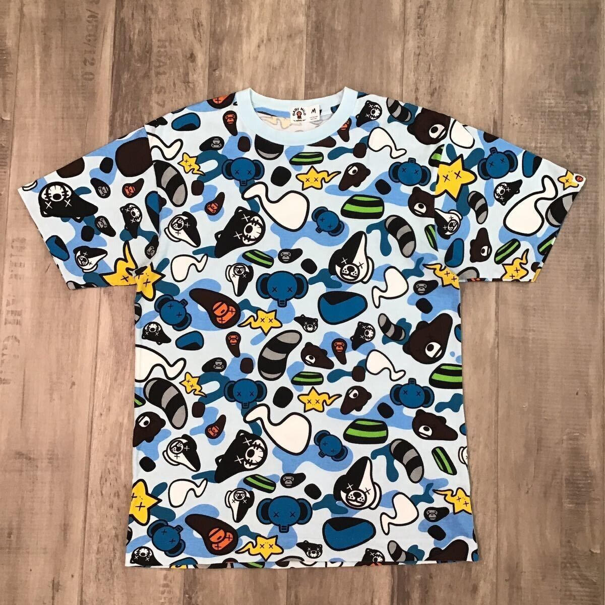 BAPE × kaws milo animal kingdom T-shirt NIGO Blue A Bathing BAPE × kaws milo animal kingdom T-shirt NIGO Blue A Bathing