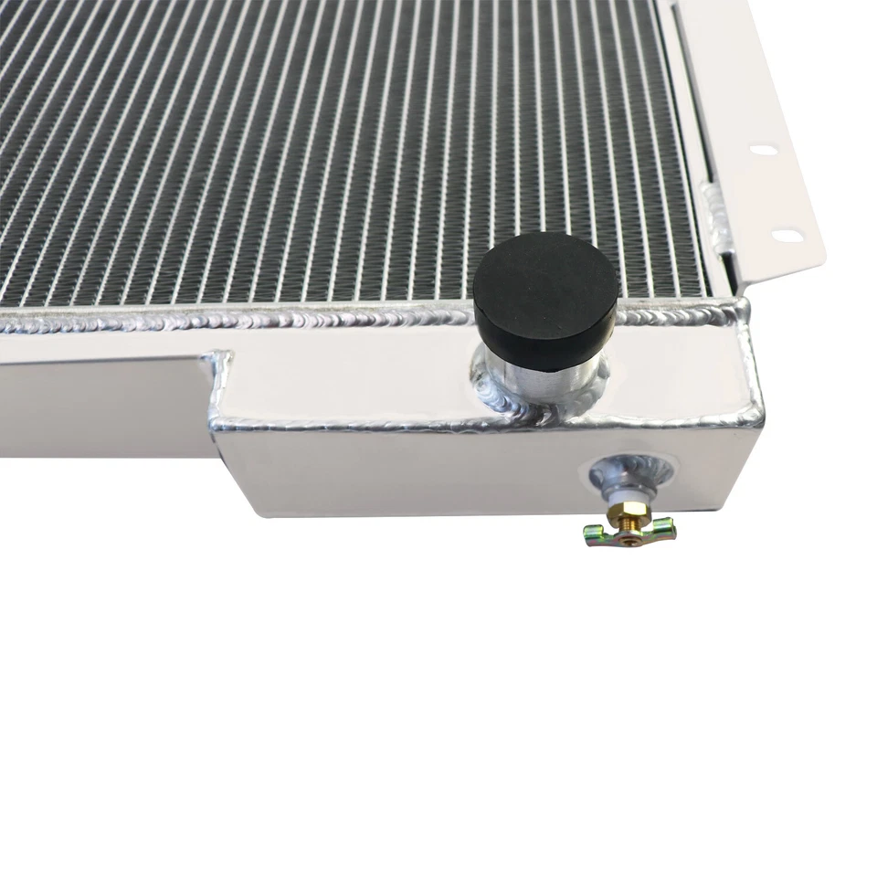 4 Row Aluminum Radiator Fit 1960-1984,62 Toyota Land Cruiser FJ40 FJ45 4.6L&3.9L Foto 4 de 4
