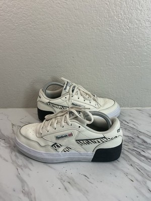 Reebok Club C Double Revenge sneakers WOMEN S SIZE 7 (SKU16)