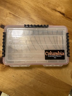 Columbia Custom Tackle Soft bait Tackle Box 3741 Holds 12/6  Baits Waterproof