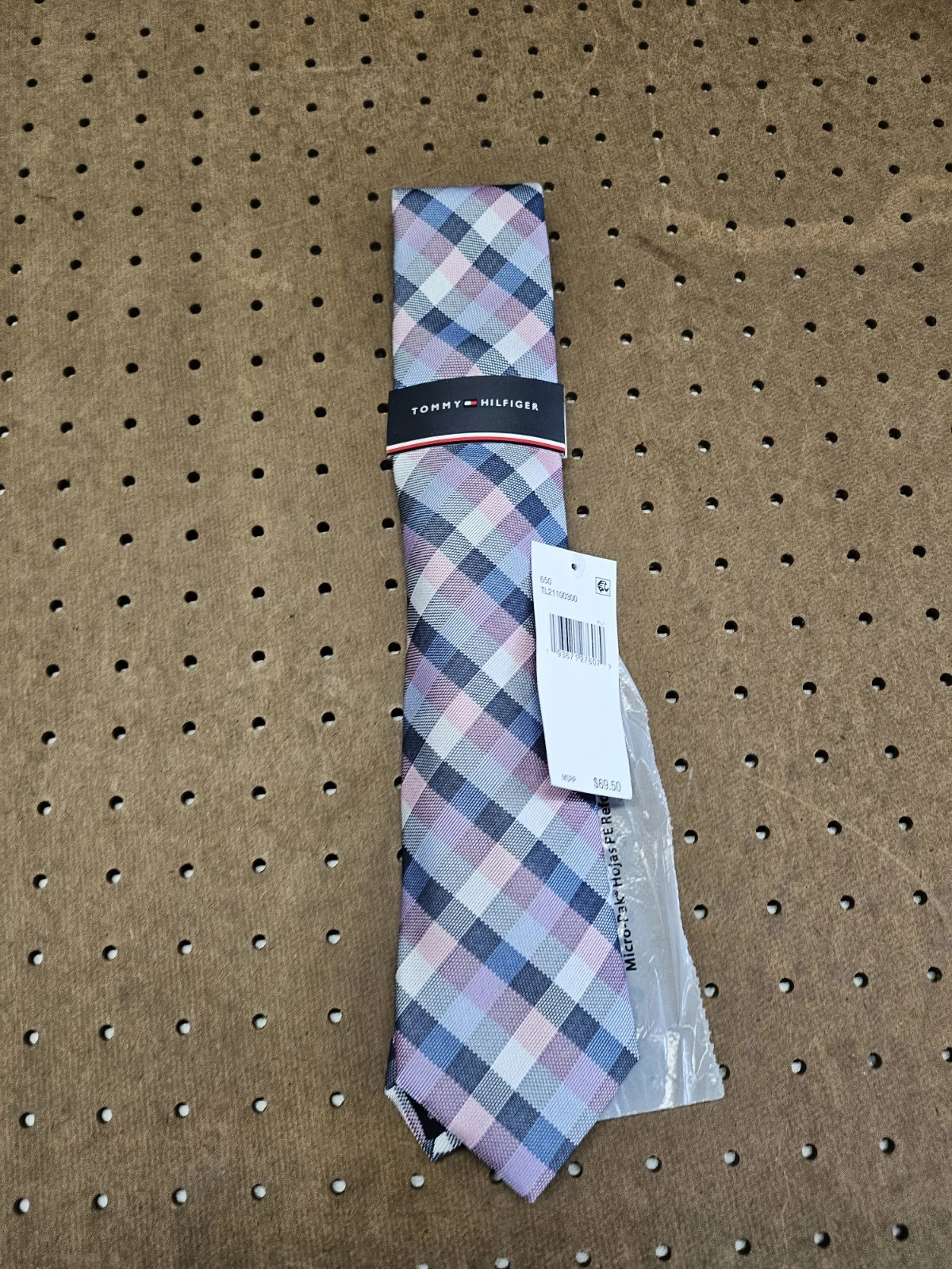 Tommy Hilfiger Men's Silk Blend Tie ~ NEW MSRP: $69.50 - product detail image 1