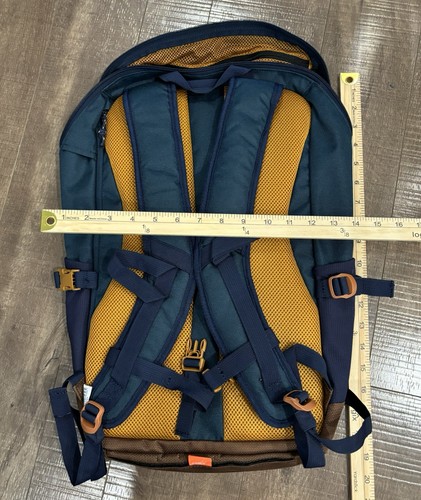 Decathlon Quechua NH500 Adjustable Backpack 20L Blue Jean, Water Resistant Cover - Picture 6 of 8