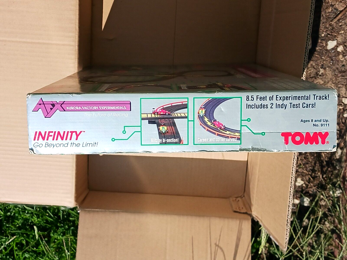 Aurora Factory Experimentals AFX Tomy electric Race Car Track in