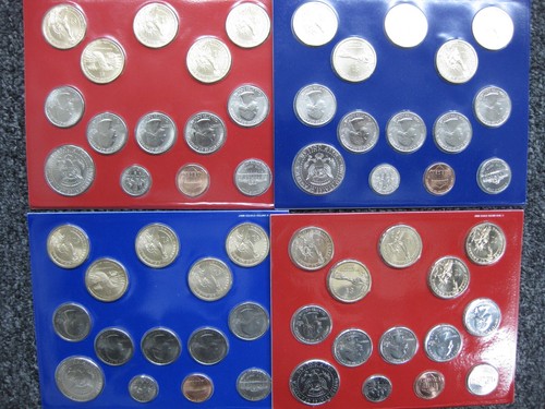 2010 thru 2019 Run of 10 Government Issued Mint Sets - Picture 3 of 9