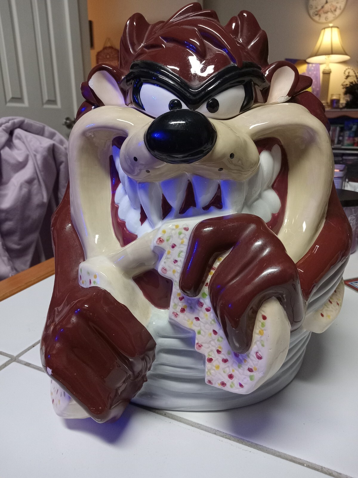 Vintage 1988 Looney Tunes Gibson Taz Cookie Jar Collectible  