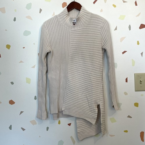 Cabi XS Thick Ribbed Knit D Ring Split 