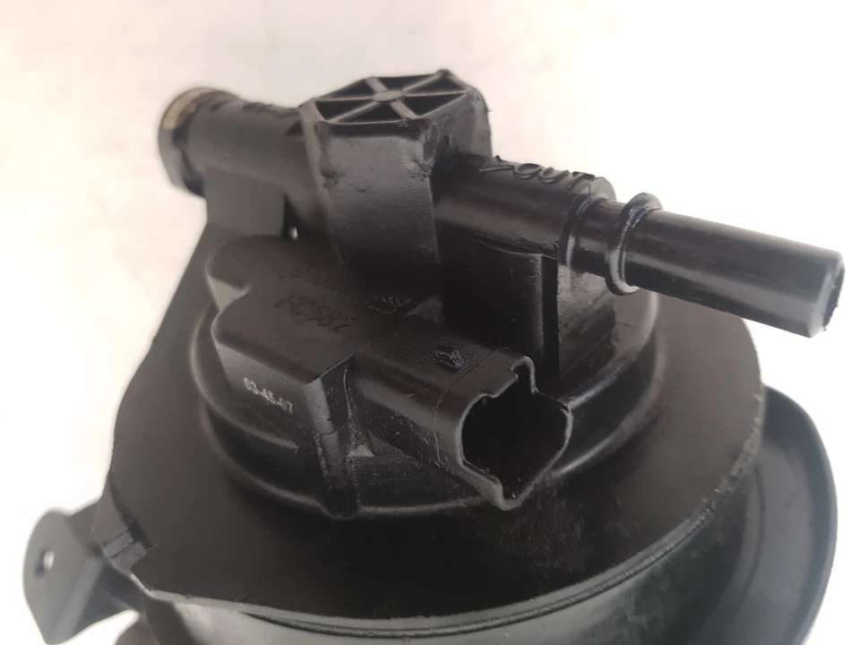 Volvo C30 D FUEL FILTER HOUSING 9645928180 2006-12 12-MONTH WARRANTY - Image 4 of 4