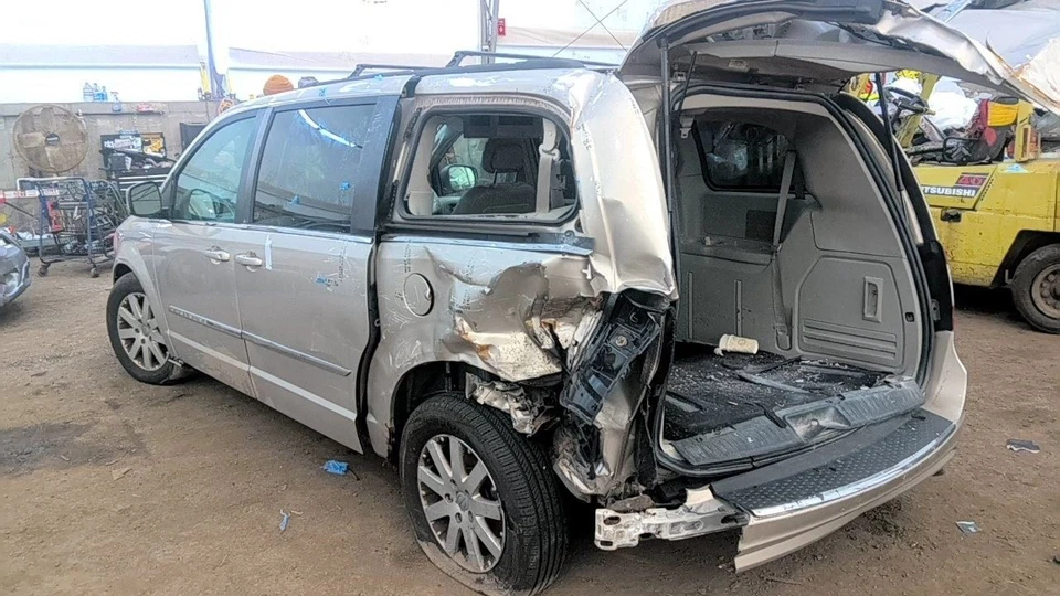 AC Condenser Fits 08-20 CARAVAN 6872274 - Image 3 of 4