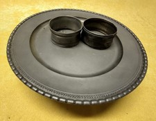 Alter Zinnteller handgegossen mit 2 Serviettenringen aus Metall
