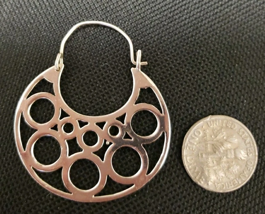 38mm. De colección. PENDIENTES COLGANTES GRANDES DE PLATA DE LEY CON VARIOS ARO. Foto 3 de 4