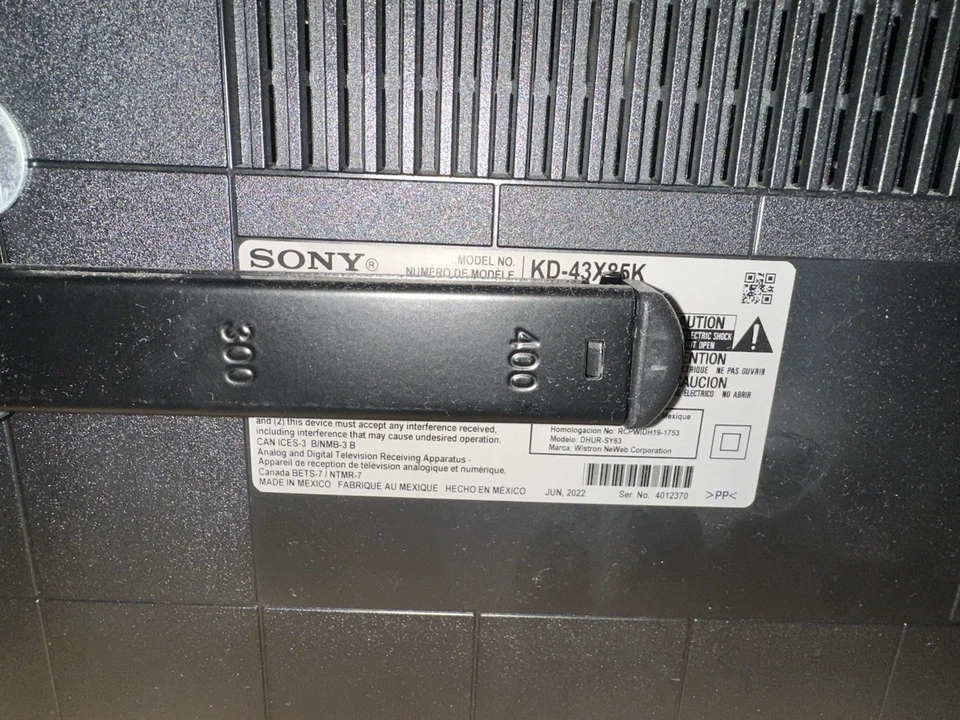 Sony KD-43X85J 43" 4K UHD LED Smart TV with 120Hz, HDR, Google TV, Remote Mount - Image 2 of 4