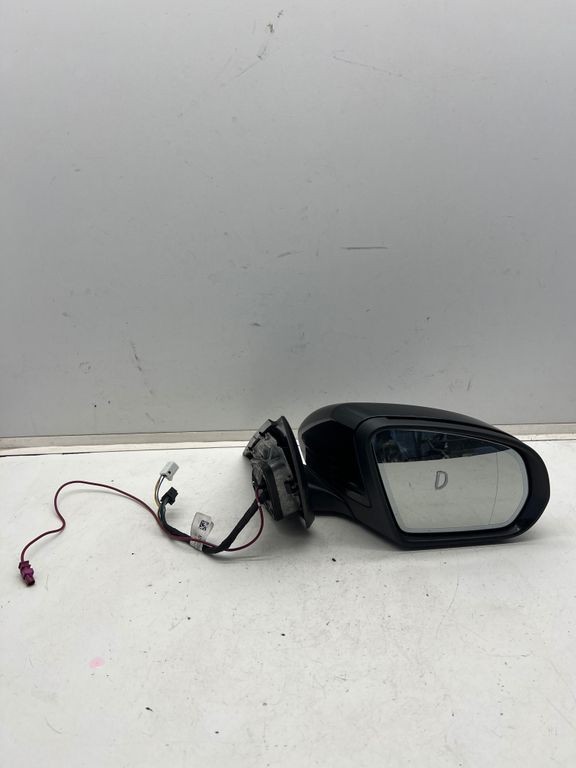 Mercedes-Benz C W205 2016 Right electric wing mirror A2058104202 DDO29061