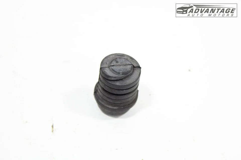 Chevrolet Equinox 2018-2025 capó delantero capó parachoques tapón tope OEM Foto 4 de 4