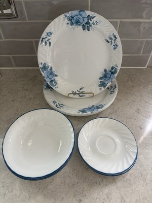 Corning Corelle Blue Velvet Rose 11 Pc- 4 Dinner 4 Saucer, 3 Cereal Soup Bowls