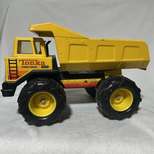 Vintage 1980s Mighty Tonka XMB-975 Metal Dump Truck Yellow Turbo Diesel 16/11”