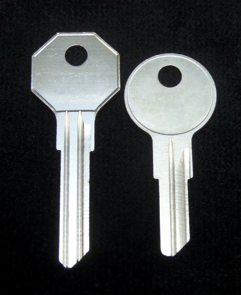 ПУСТОЙ НАБОР КЛЮЧЕЙ KAISER FRAZER Ign/Door & Trunk 1946-1954 Manhattan Dragon Darrin - Изображение 2 из 4