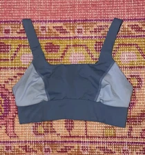 Michi Lotus Sports Bra in Two Tone Gray SZ S EUC