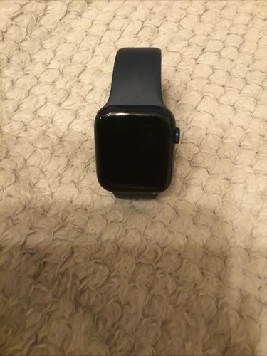 Apple Watch Series 6 Spares Or Repair - Zdjęcie 3 z 4