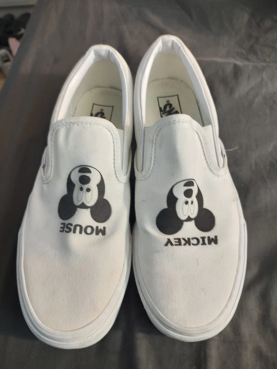 Vans mickey 2024 mouse slides