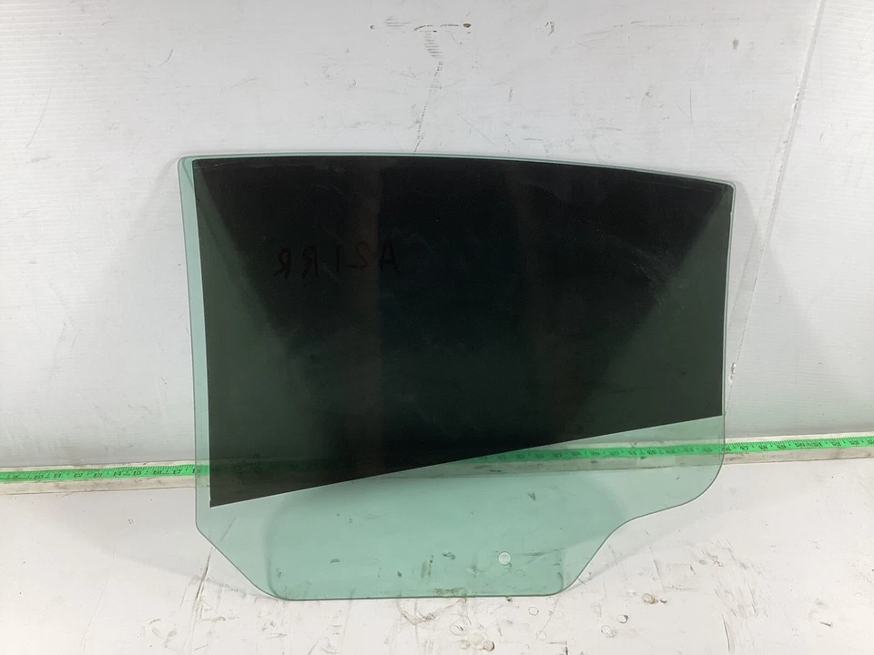 2011 - 2014 Dodge Charger Rear Right Side Door Window Glass 43R000262 OEM. - Image 4 of 4