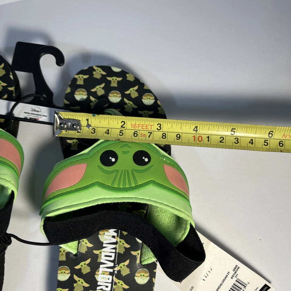 Sandálias infantis chinelos Star Wars Yoda tamanho 11/12 sapatos de verão praia menino menina - Imagem 2 de 4
