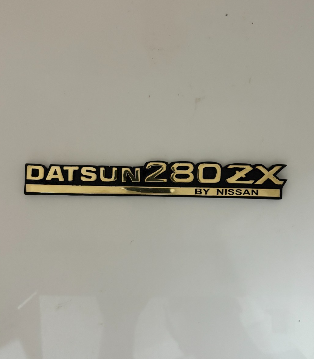 新品未開封 On Your Mark Datsun 280ZX By Nissan Turbo Trunk Badges in Brass Complete Set of