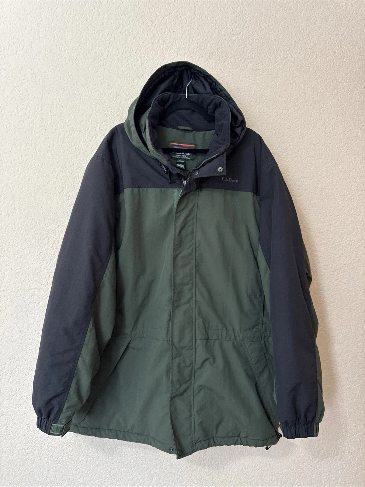 L.L. Bean Men’s Jacket Insulated Green Black Hooded Zip Snaps Tall XXL Outdoor