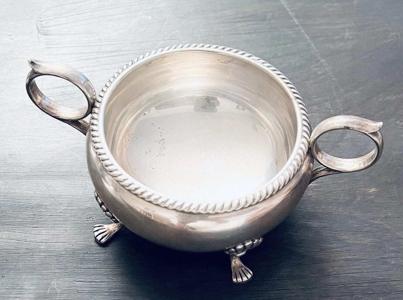 M.FRED HIRSCH CO.N.J.GADROON EDGES,PATTERN 47 -186 Sterling Silver Sugar Bowl