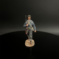 WAR PARK MINIATURES 1:30 RA022 RUSSIAN RED ARMY NAVAL INFANTRY WITH DP27 LWG