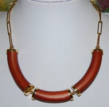 ELEGANT J. CREW RUNWAY STYLE COUTURE WOOD CENTERPIECES ON GOLDEN METAL NECKLACE