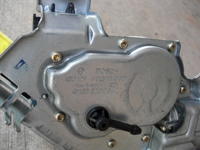 Mercedes-Benz W163 ML430 1998-2001 maletero trasero puerta elevadora limpiaparabrisas motor Foto 4 de 4