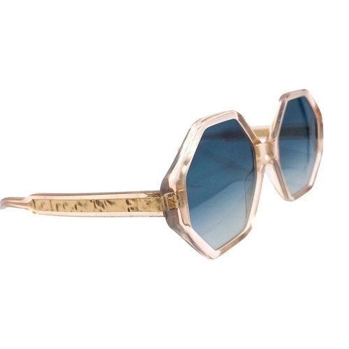 Chloé Willow Octagonal Sunglasses | Translucent | Gradient Lenses Luxe Parisian - Picture 4 of 15