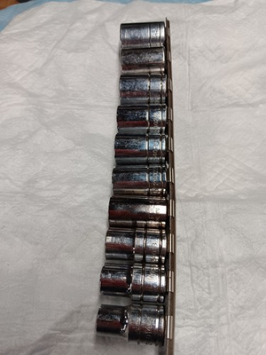 #ad CRAFTSMAN 1 2quot; DRIVE CHROME SIX POINT SOCKET SET 10PC. 7 16 THRU 1quot; LIKE NEW $30.00